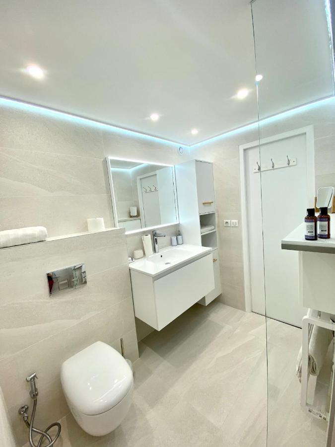 Appartement Luxe - 3 Pieces Avec Vue Mer, Piscine Et Tennis Nice Eksteriør billede